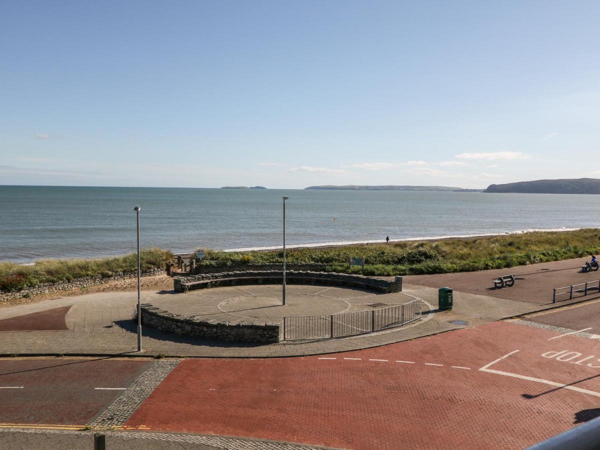 Sea View Apartment Pwllheli Exterior foto