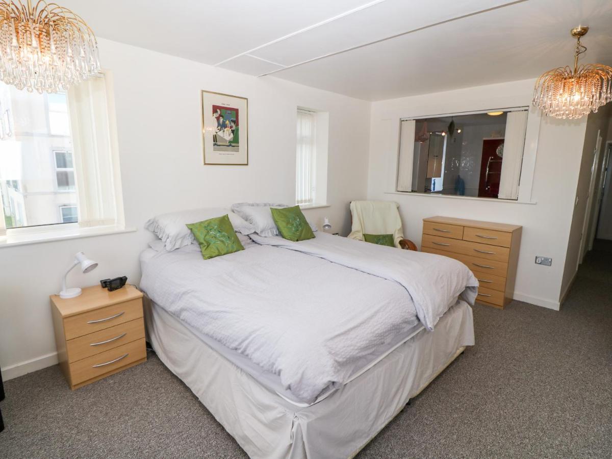 Sea View Apartment Pwllheli Exterior foto